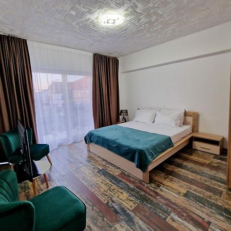 5 Bedrooms Luxury Apartment Villa Bukarest Kültér fotó