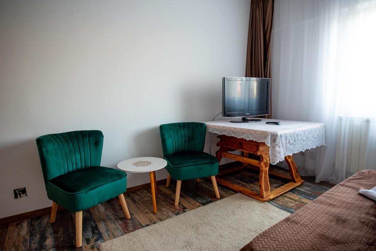 5 Bedrooms Luxury Apartment Villa Bukarest Kültér fotó