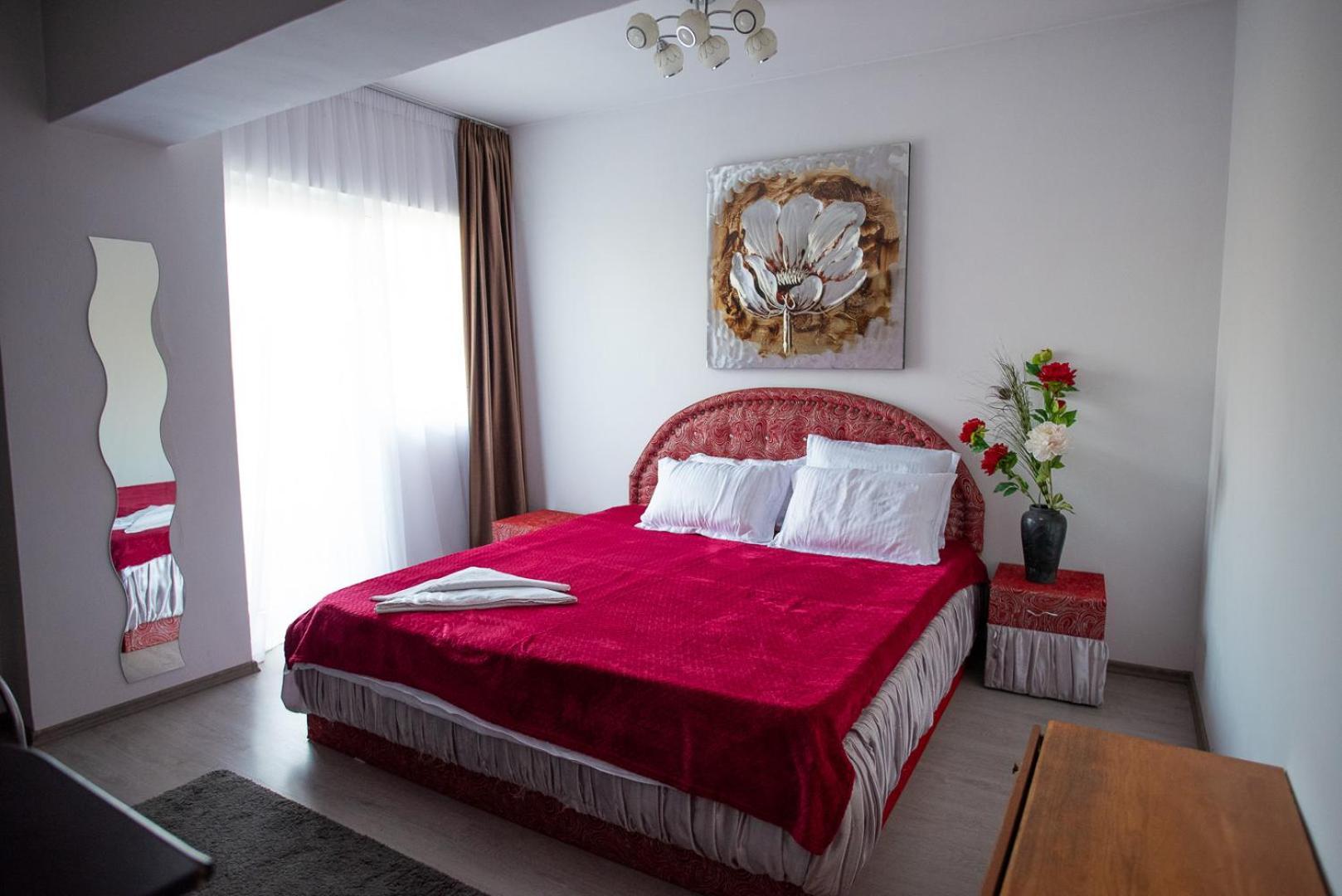 5 Bedrooms Luxury Apartment Villa Bukarest Kültér fotó